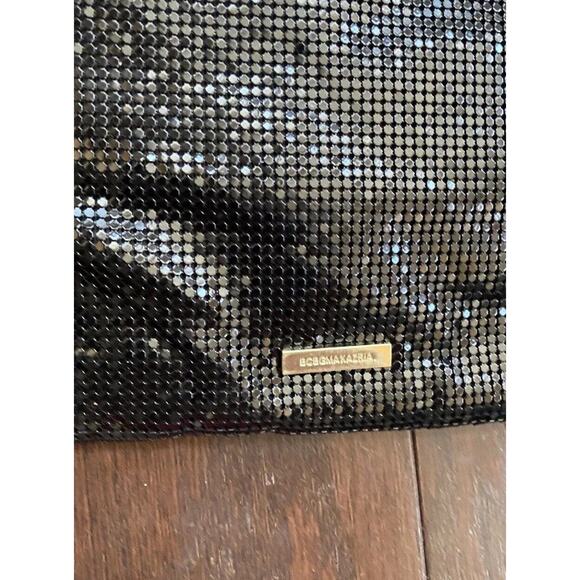 BCBG Maxazria Nadja Clutch Mesh Chain Bag Gold Black Silver Purse Envelope Party - Picture 6 of 13
